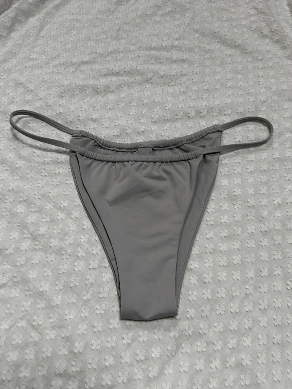 SKIMS Chrome String Bikini Bottom Size M
